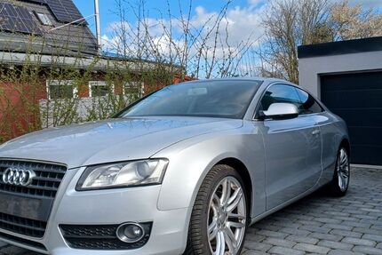 Audi A5 160.165 km 8.250 &euro; Zülpich 53909