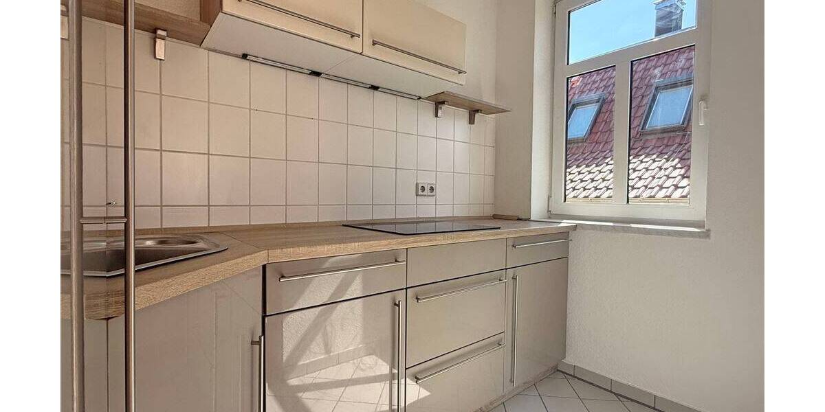 Etagenwohnung Halle Giebichenstein - 2 Zimmer, 63 m&sup2;, 600&euro; | Angebot:26345412