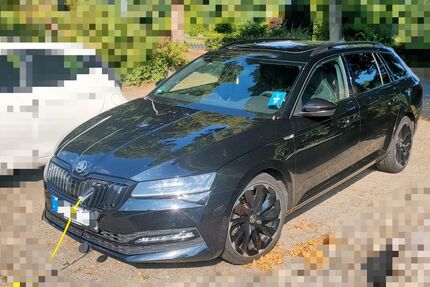 Skoda Superb 101.000 km 21.800 &euro; Burg 25712