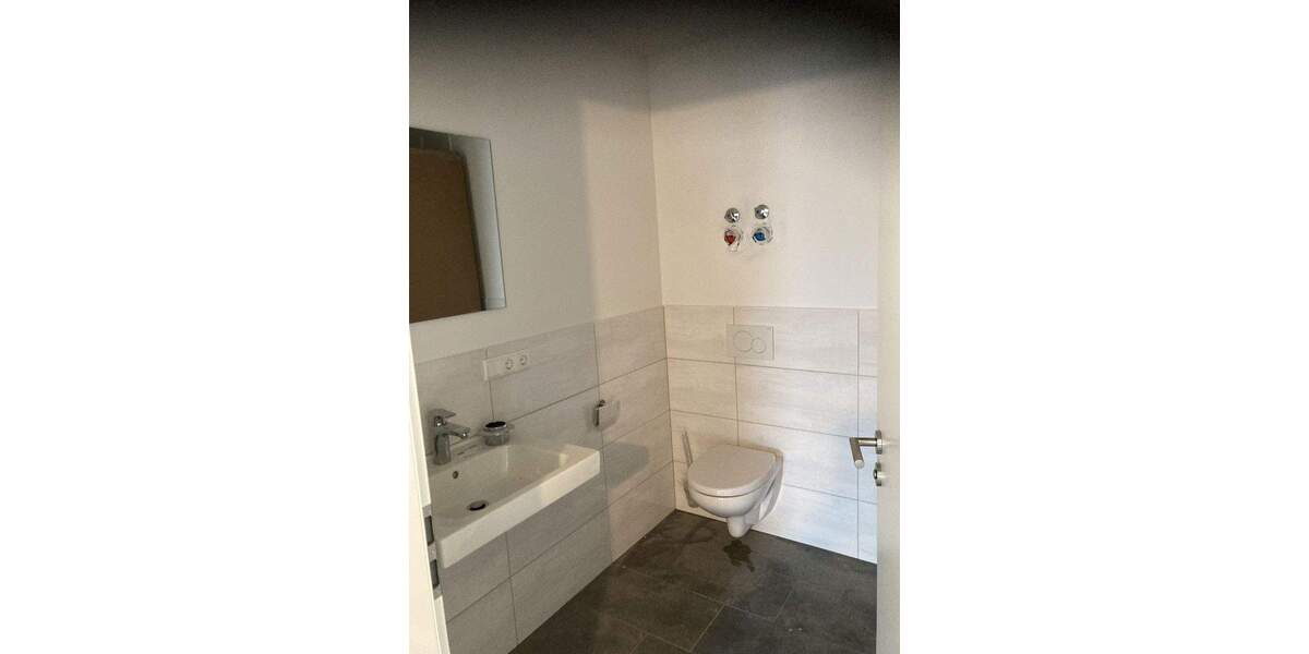 DHH. XXXL 2Küchen 5 Schlafz.3Bäder 8 zimmer