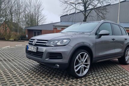 VW Touareg 258.500 km 11.450 &euro; Hattstedt 25856