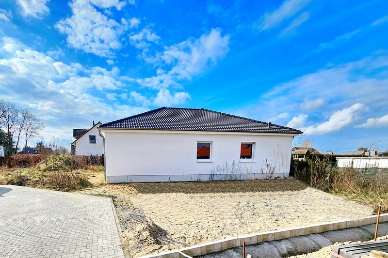 *** Schneller ins Eigenheim *** NEU-ROH-BAU in TOP-Lage ! ! ! - Grundstück Bokholt-Hanredder Hanredder | Angebot:25265297