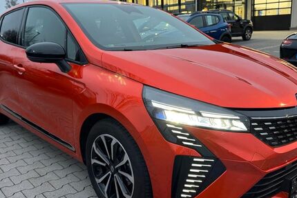 Renault Clio 16.600 km 17.990 &euro; Wiesmoor 26639