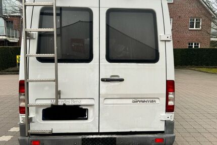 Mercedes-Benz Sprinter 295.000 km 4.500 € Elmshorn 25337