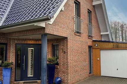 Haus Menslage - 10 Zimmer, 256 m&sup2;, 350.000&euro; | Angebot:24091530