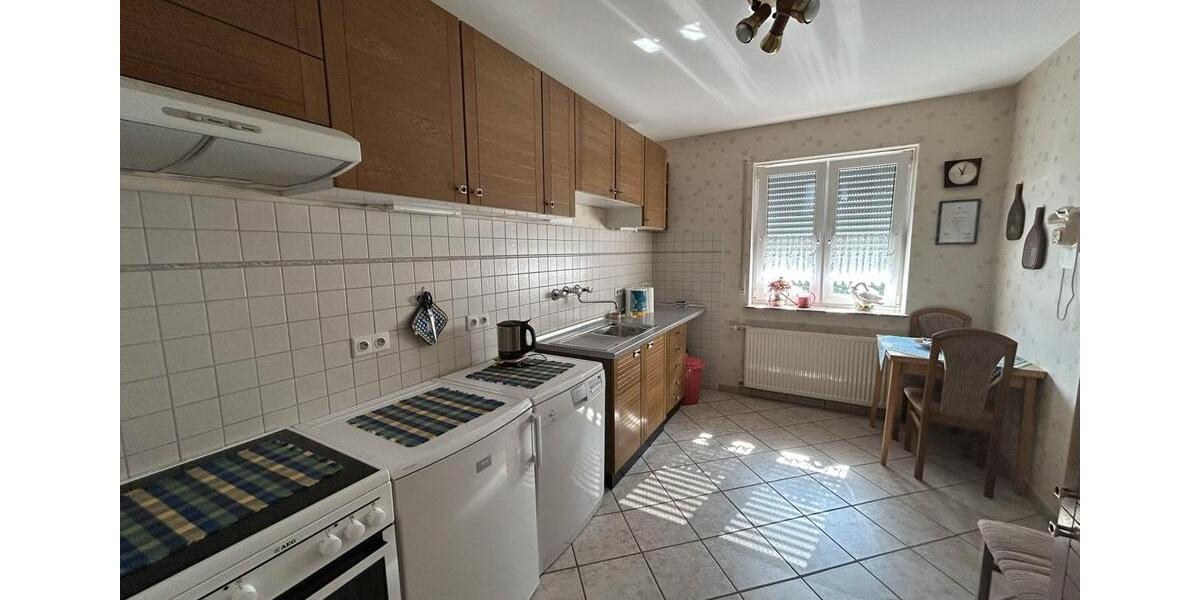 Einfamilienhaus Arnsberg - 7 Zimmer, 200 m&sup2;, 1.500&euro; | Angebot:22943238