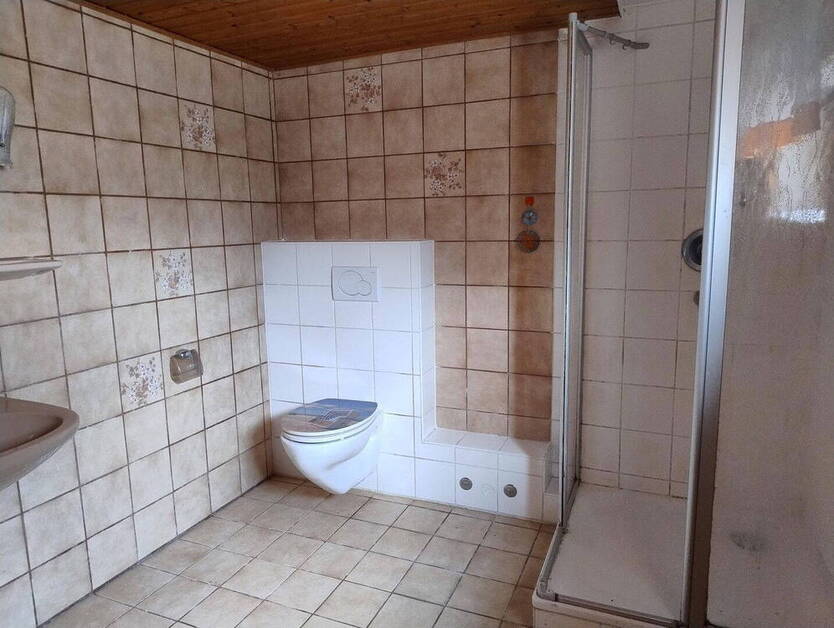 Traumlage!!! Solides Zweifamilienhaus
