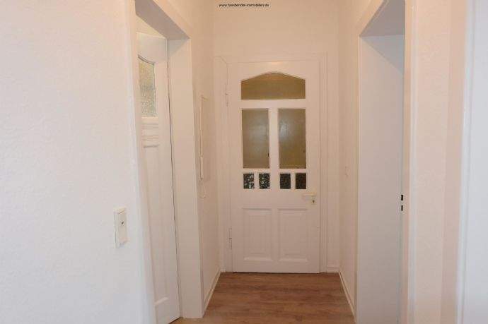 Etagenwohnung Trier Trier-Süd - 2 Zimmer, 81 m&sup2;, 900&euro; | Angebot:26402615