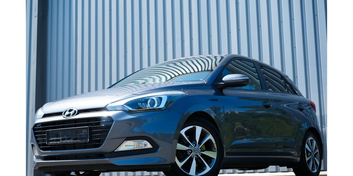 Hyundai i20 121.862 km 8.980 &euro; Haiger 35708