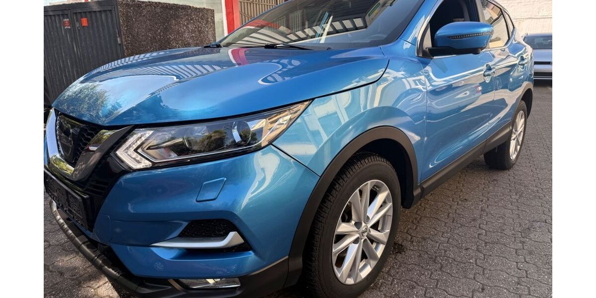 Nissan Qashqai 43.800 km 14.980 &euro; Köln 51105