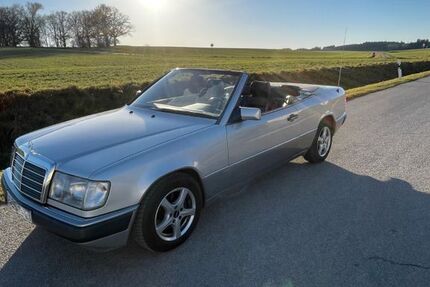 Mercedes-Benz 300 184.000 km 22.500 &euro; Haimhausen 85778