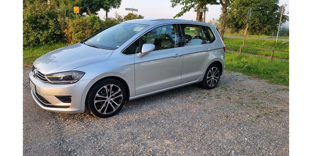 VW Golf Sportsvan 122.600 km 11.700 &euro; Langenargen 88085