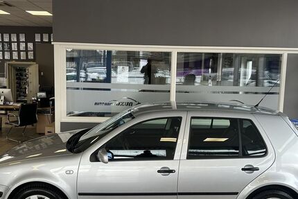 VW Golf 37.378 km 5.590 &euro; Hannover 30419