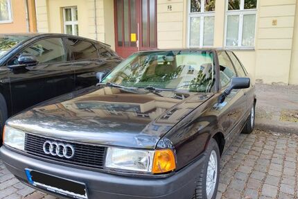 Audi 80 152.000 km 2.200 &euro; Berlin 10437