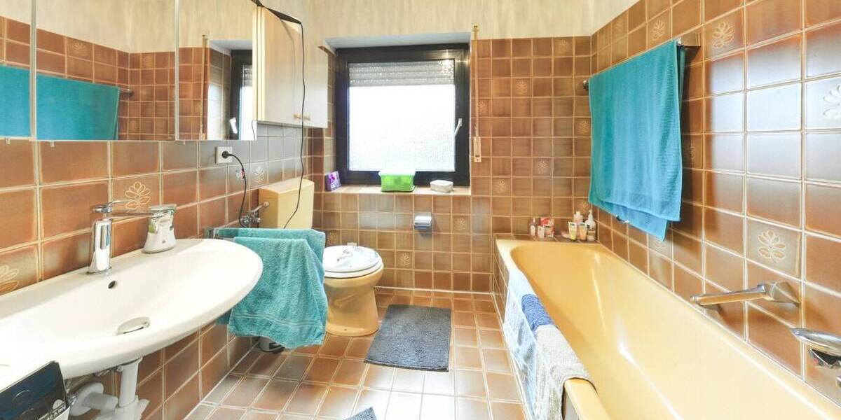 Etagenwohnung Höxter Lüchtringen - 2 Zimmer, 86 m&sup2;, 79.000&euro; | Angebot:26247285