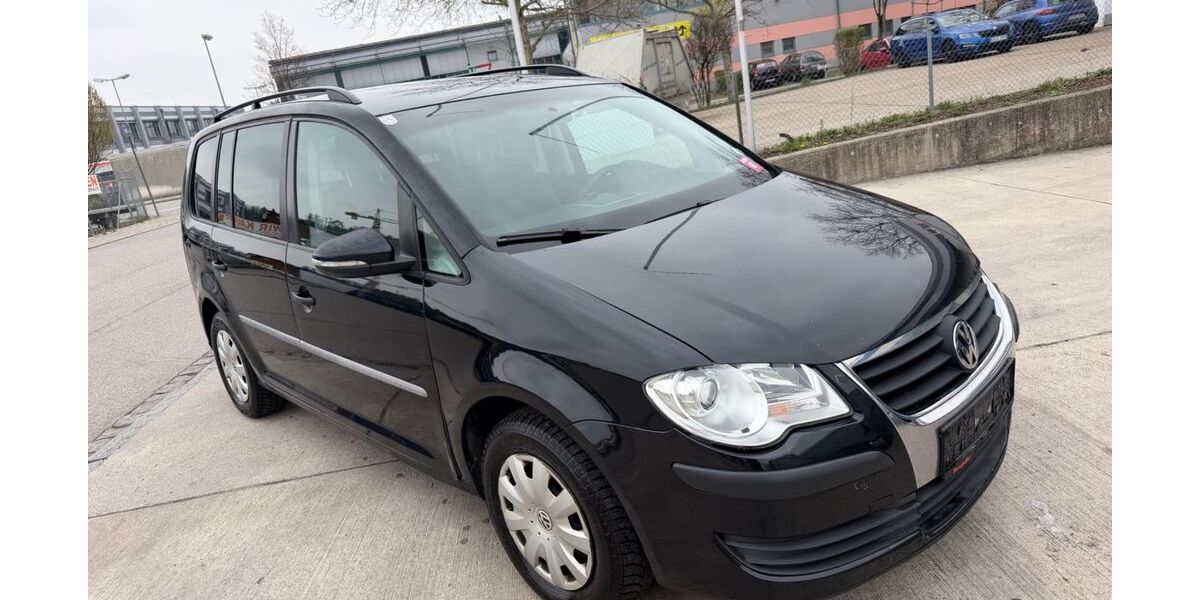 VW Touran 329.000 km 2.000 &euro; Rosenheim 83026