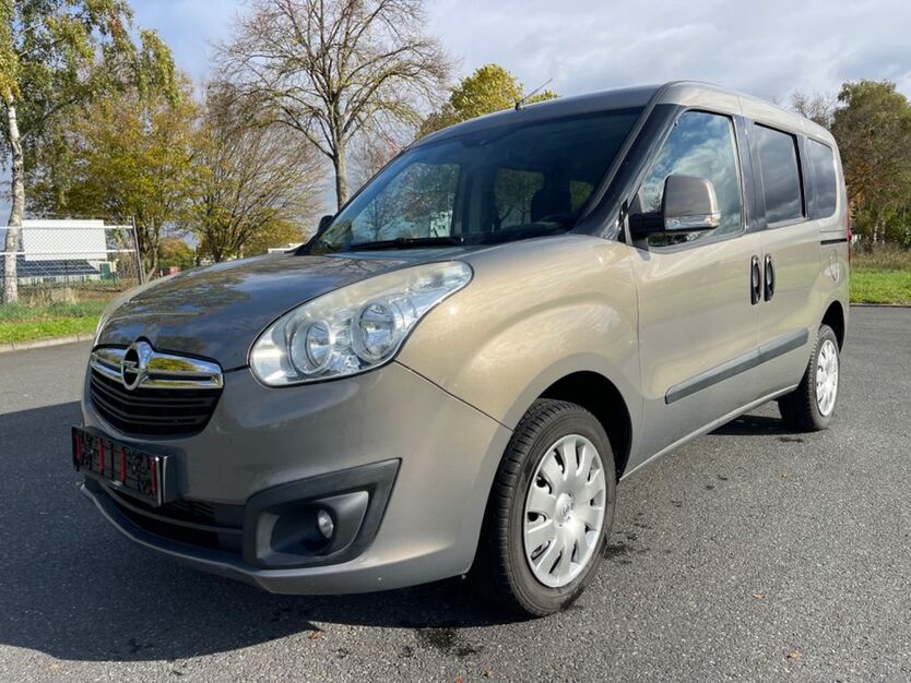 Opel Combo 107.019 km 6.990 € Göttingen 37079