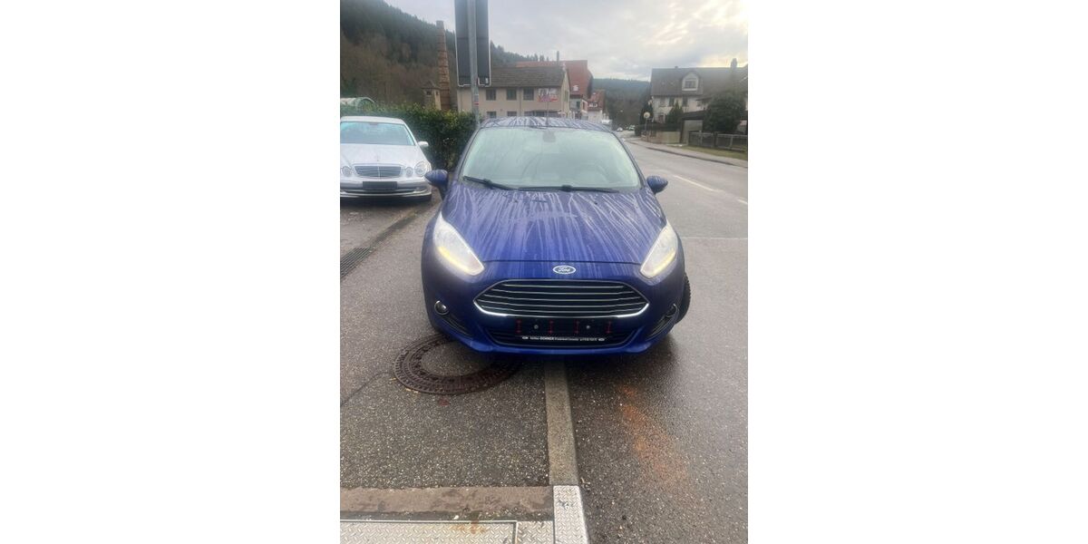 Ford Fiesta 188.000 km 4.500 &euro; Unterreichenbach 75399