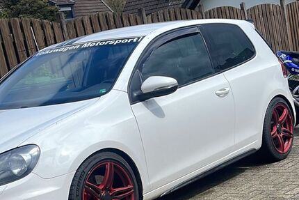 VW Golf 203.000 km 8.500 &euro; Übach-palenberg 52531