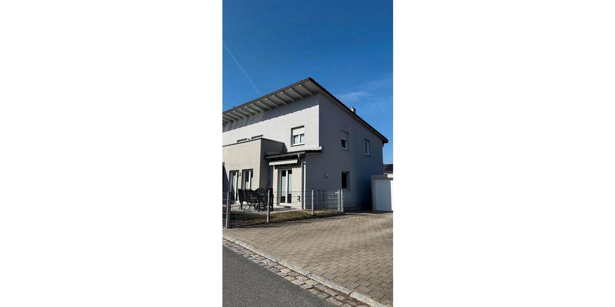 Etagenwohnung Seubersdorf in der Oberpfalz - 3 Zimmer, 68 m&sup2;, 249.999&euro; | Angebot:25420845