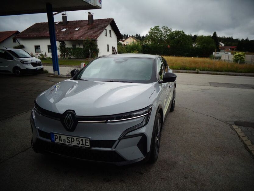 Renault Megane 32.000 km 26.900 € Hutthurm OT Prag 94116