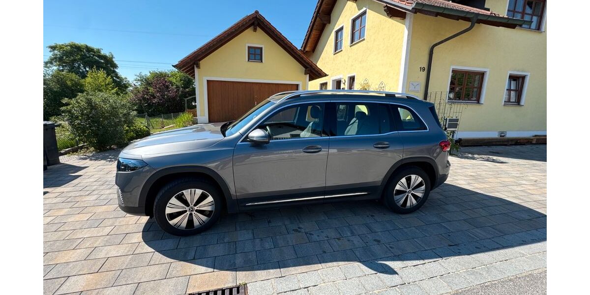 Mercedes-Benz EQB 61.000 km 29.300 &euro; Niederviehbach 84183