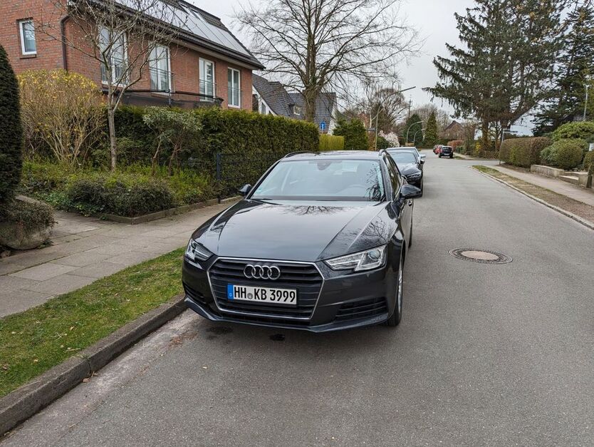 Audi A4 118.500 km 13.999 € Hamburg 22143
