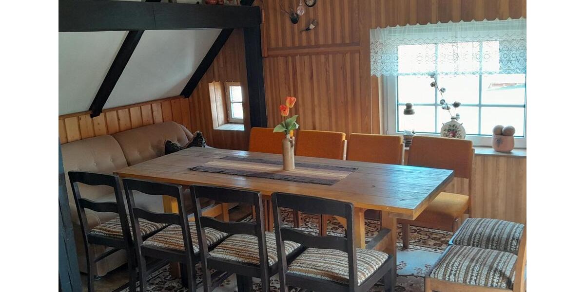 Einfamilienhaus mit großzügigem Grundstück und Nebengelass 3.5 zimmer