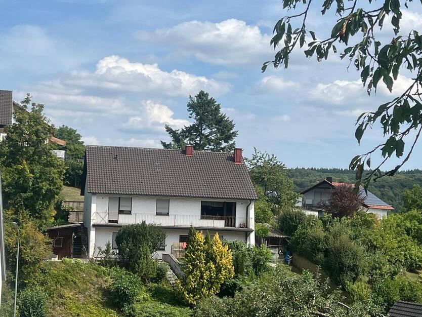 Einfamilienhaus mit EinliegerWohnung - Privatverkauf