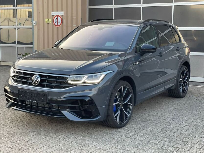 VW Tiguan 800 km 63.900 € Düren 52351