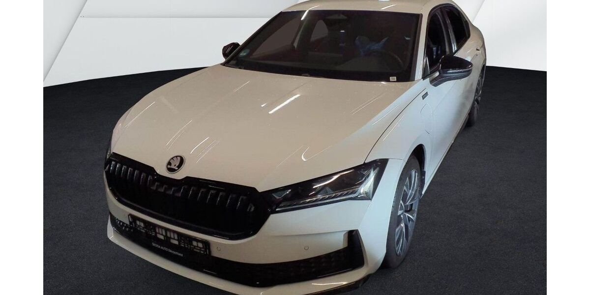 Skoda Superb 10.500 km 41.980 &euro; Balingen 72336