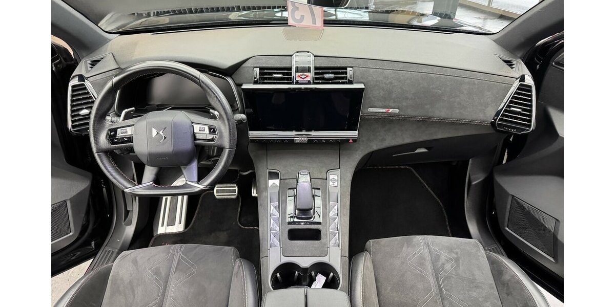 DS Automobiles DS7 Crossback 300 4x4 Performance Line 1.Hand 133.100 km 17.980 &euro; Lich 35423