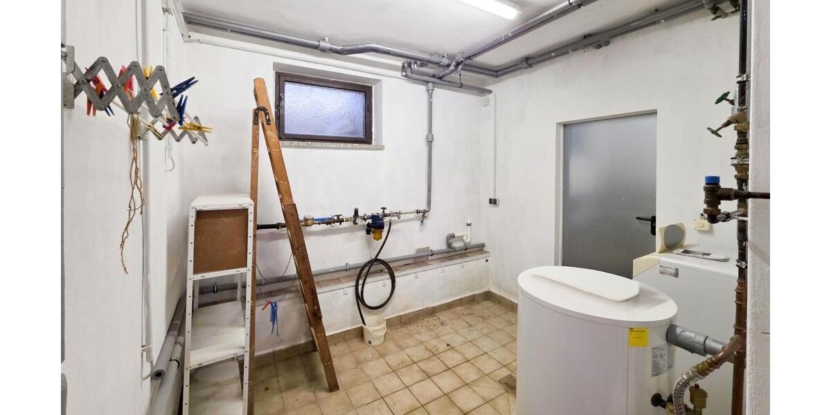 Einfamilienhaus in ruhiger Stadtrandlage von Gera – solides Haus mit Potenzial! *Provisionsfrei! - Einfamilienhaus Gera Leumnitz | Angebot:26376586