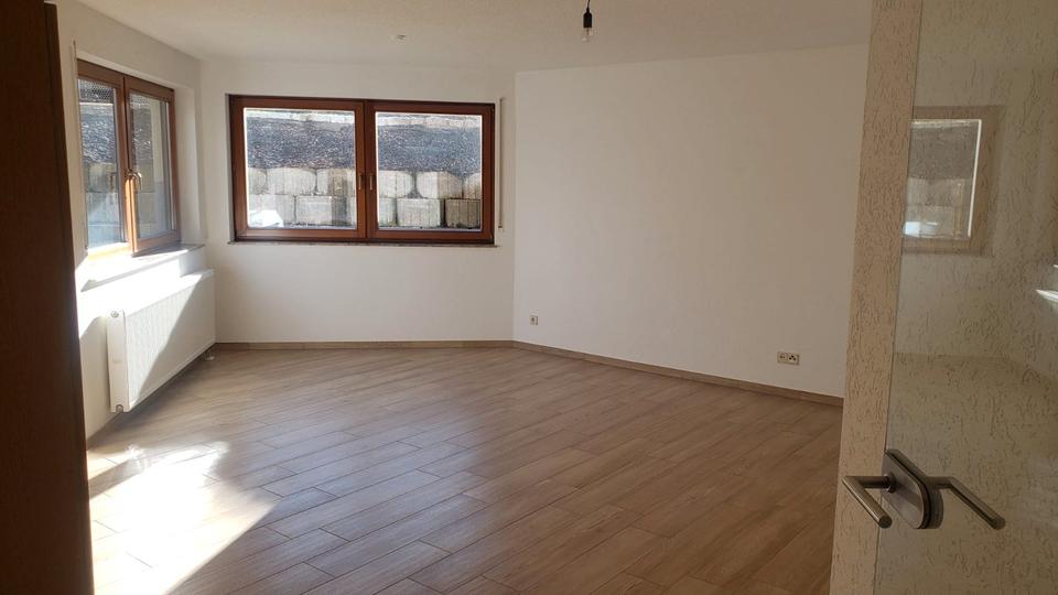 Etagenwohnung Hüfingen - 2.5 Zimmer, 65 m&sup2;, 500&euro; | Angebot:26404884