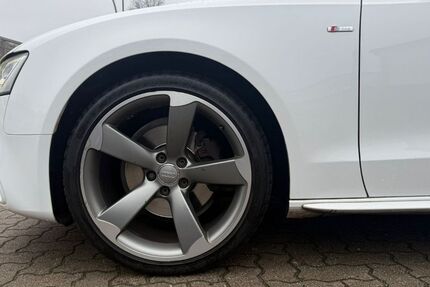 Audi A5 169.900 km 16.995 &euro; Hamburg 20537