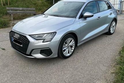 Audi A3 61.430 km 22.990 &euro; Bruckberg 84079