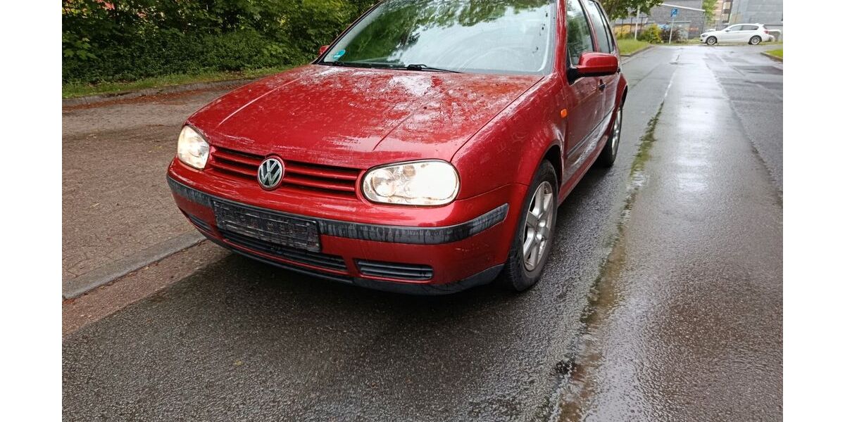 VW Golf 195.000 km 1.850 &euro; Minden 32427