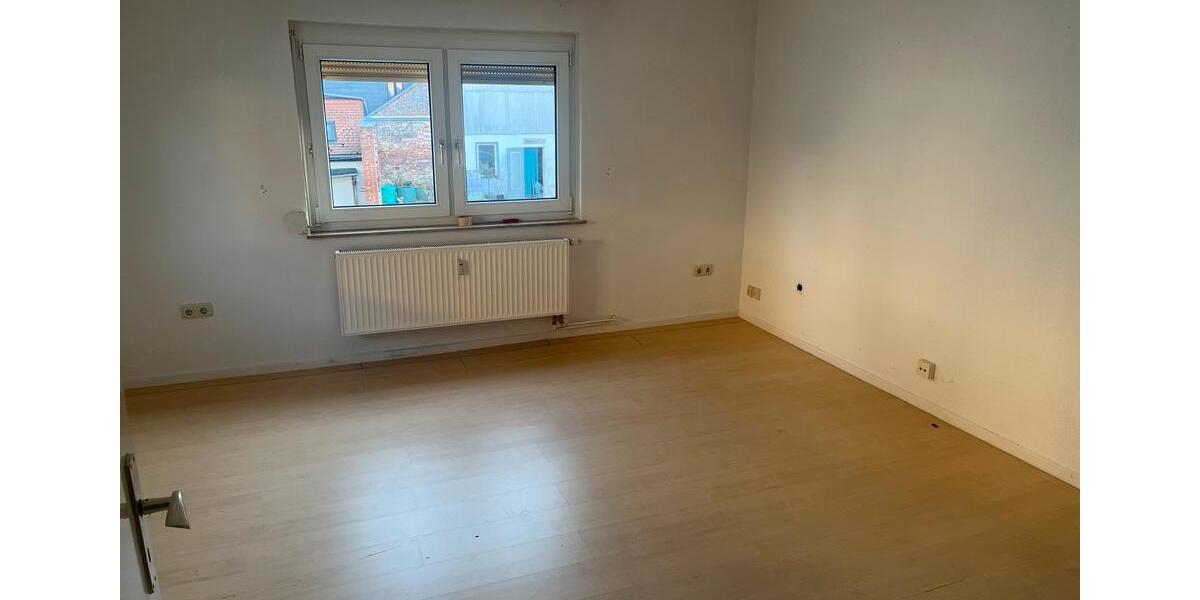 Doppelhaushälfte Hungen - 3 Zimmer, 95 m&sup2;, 750&euro; | Angebot:26216373