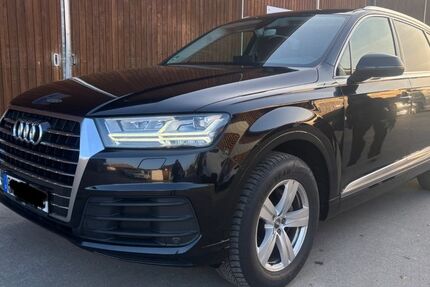 Audi Q7 178.000 km 26.999 &euro; Eching am Ammersee 82279