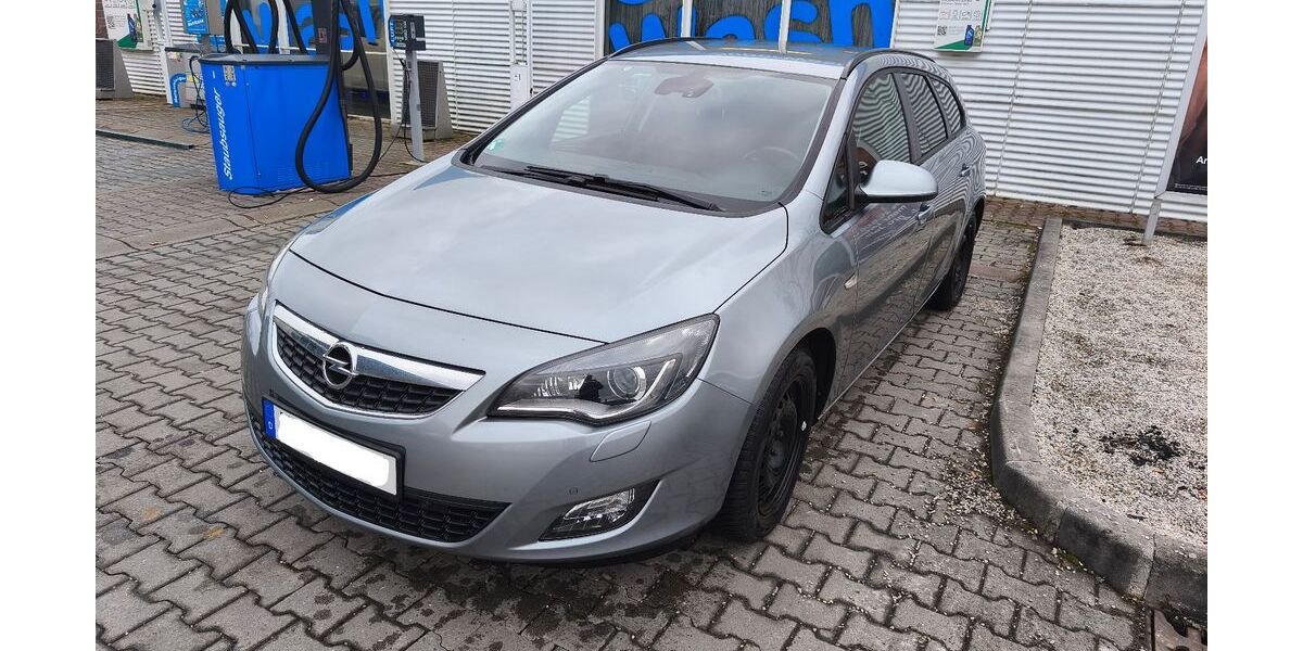 Opel Astra 179.500 km 3.999 &euro; Reisen 85462