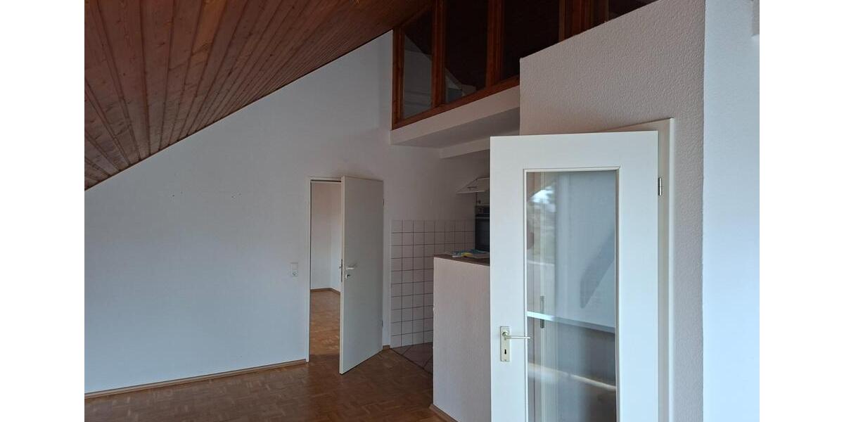 Dachgeschoßwohnung Solingen Burg - 2 Zimmer, 70 m&sup2;, 540&euro; | Angebot:24849030