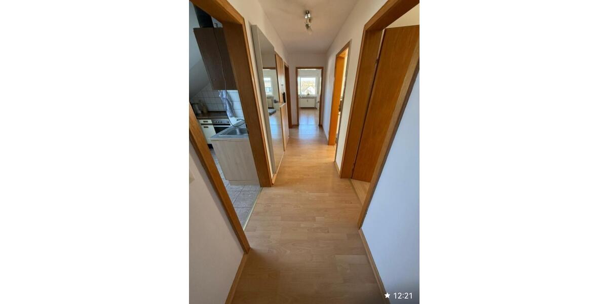 Dachgeschoßwohnung Emmelshausen - 3 Zimmer, 78 m&sup2;, 540&euro; | Angebot:24690593