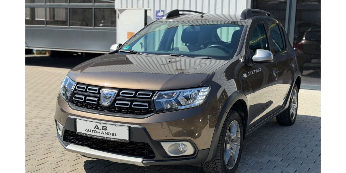Dacia Sandero 89.650 km 8.490 &euro; Wilden (Siegerland) 57234