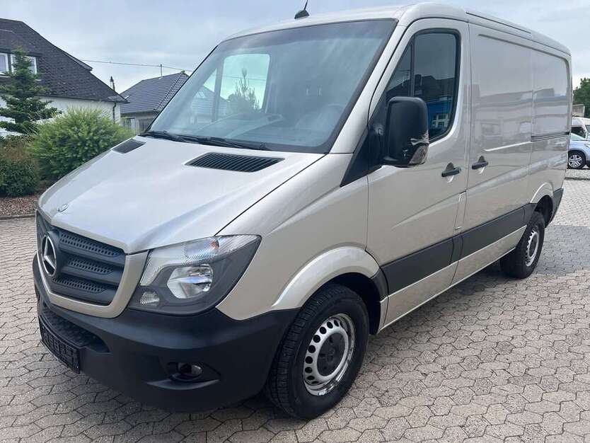 Mercedes-Benz Sprinter 330.000 km 13.999 € Mendig 56743