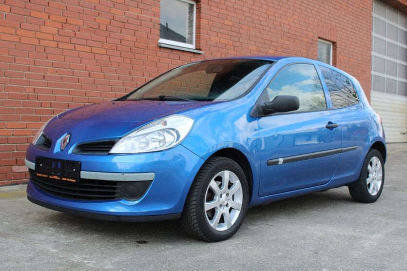 Renault Clio 147.700 km 1.999 € Voltlage bei Osnabrück 49599