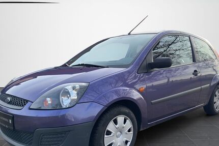 Ford Fiesta 98.638 km 2.350 &euro; Hagen im Bremischen 27628