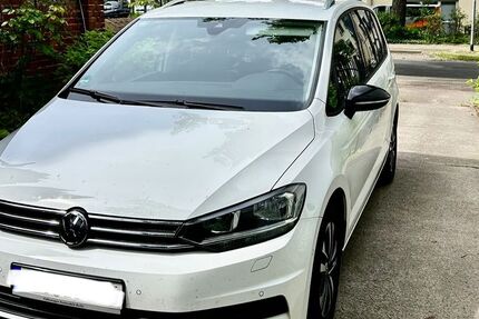 VW Touran 78.200 km 24.500 &euro; Glienicke/Nordbahn 16548