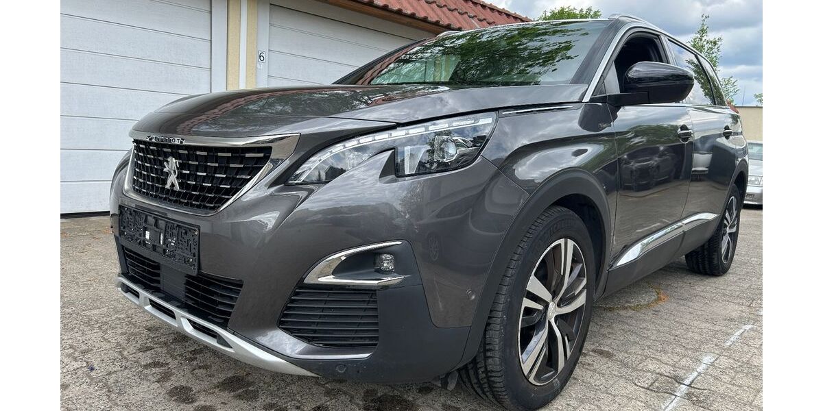 Peugeot 5008 31.500 km 16.500 &euro; Berlin 13403