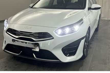 Kia ceed Sportswagon 18.362 km 21.900 € Berlin 12359