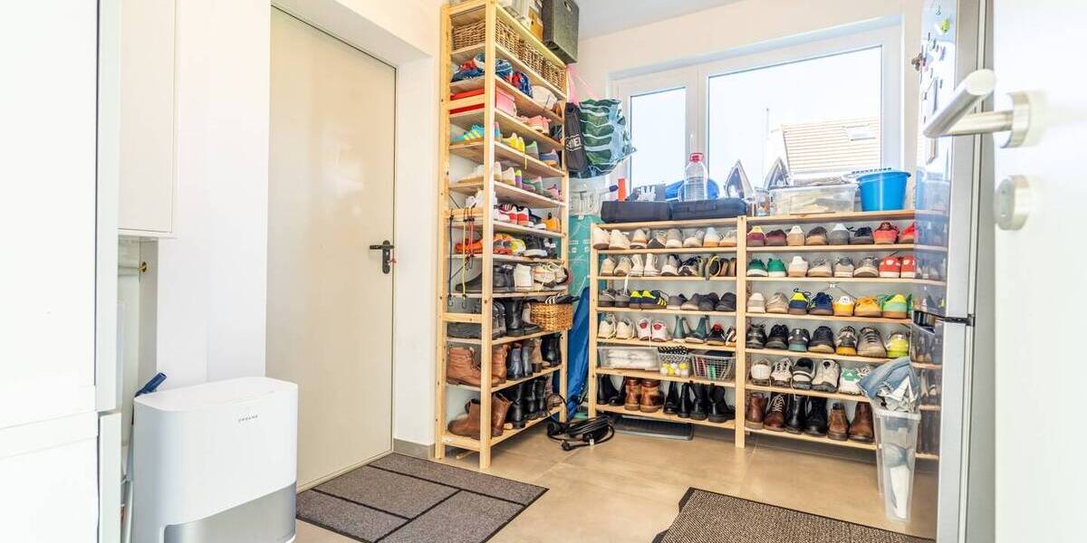 Einfamilienhaus Magdeburg Berliner Chaussee - 5 Zimmer, 168 m&sup2;, 2.000&euro; | Angebot:26454373